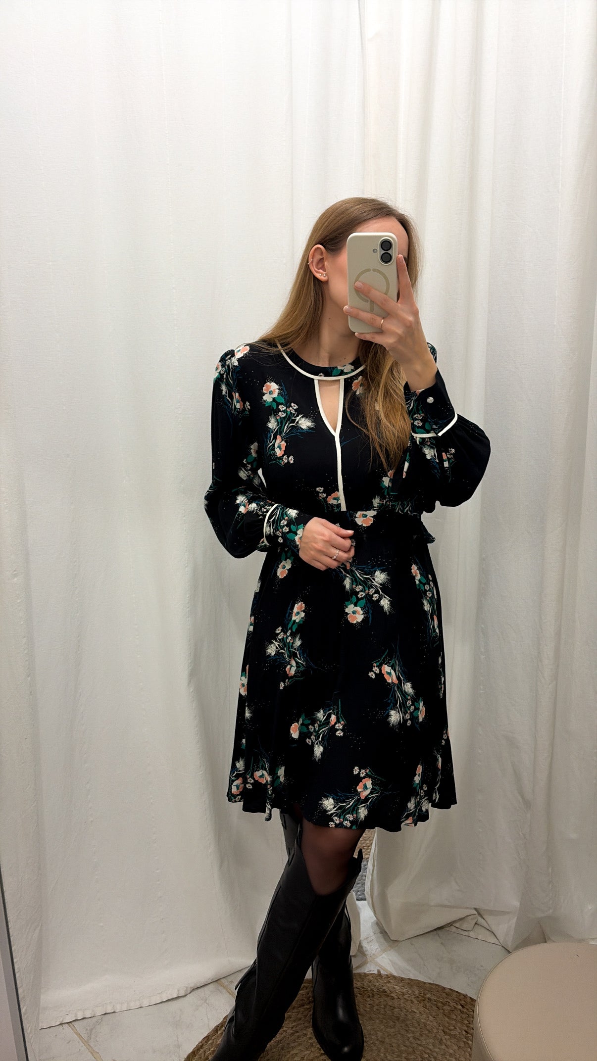 Sukienka w kwiatki ze 100% wiskozy | M/L