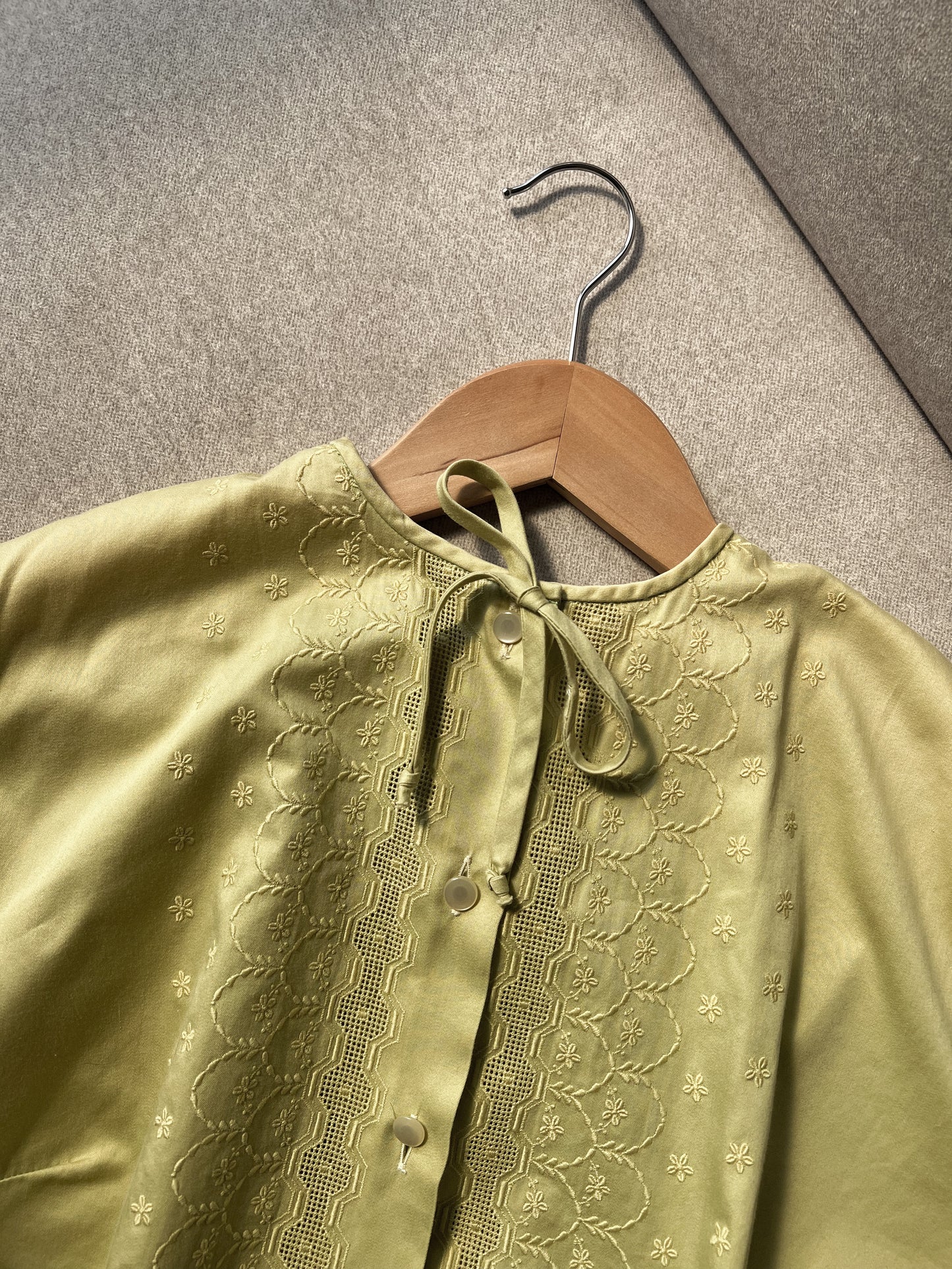 Vintage koszula z haftem | XS/M