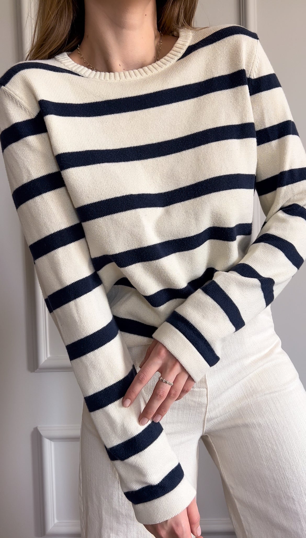 Klasyczny sweter w paski z wełną merino | M/L