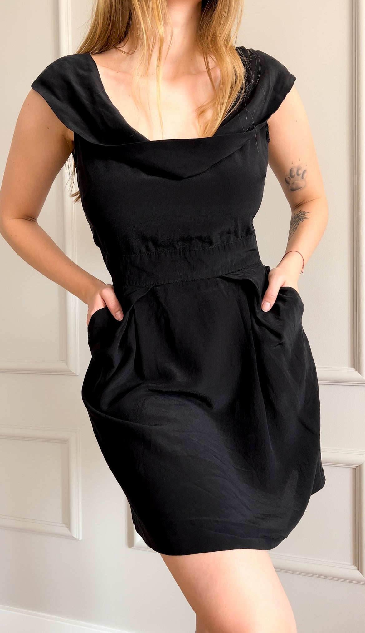 Jedwabna sukienka mini | silk