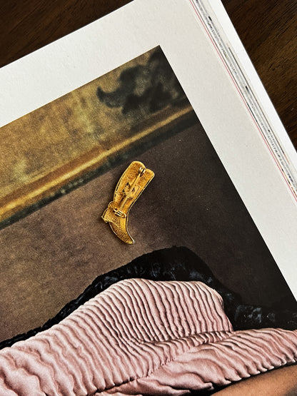 Mała broszka bucik z cyrkonią