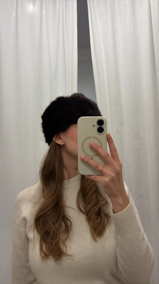 Toczek z norki w ciemnym brązie