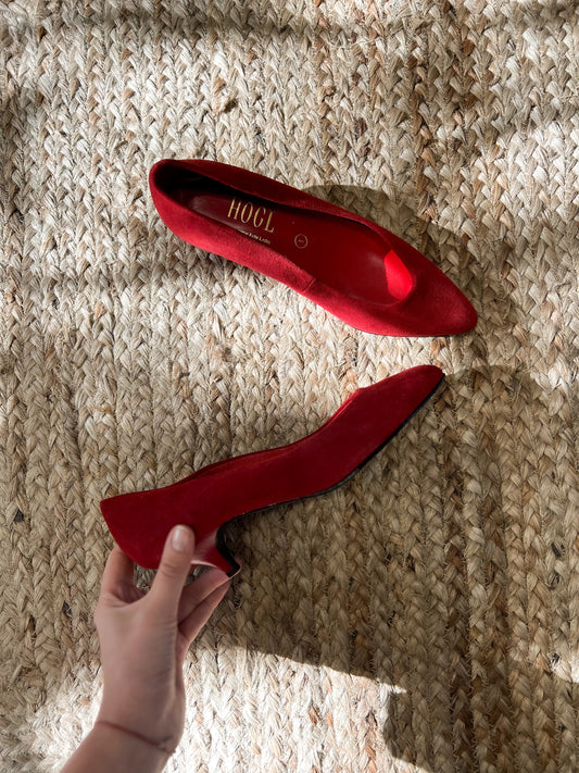 Eleganckie czerwone czółenka Högl | zamsz naturalny | 37