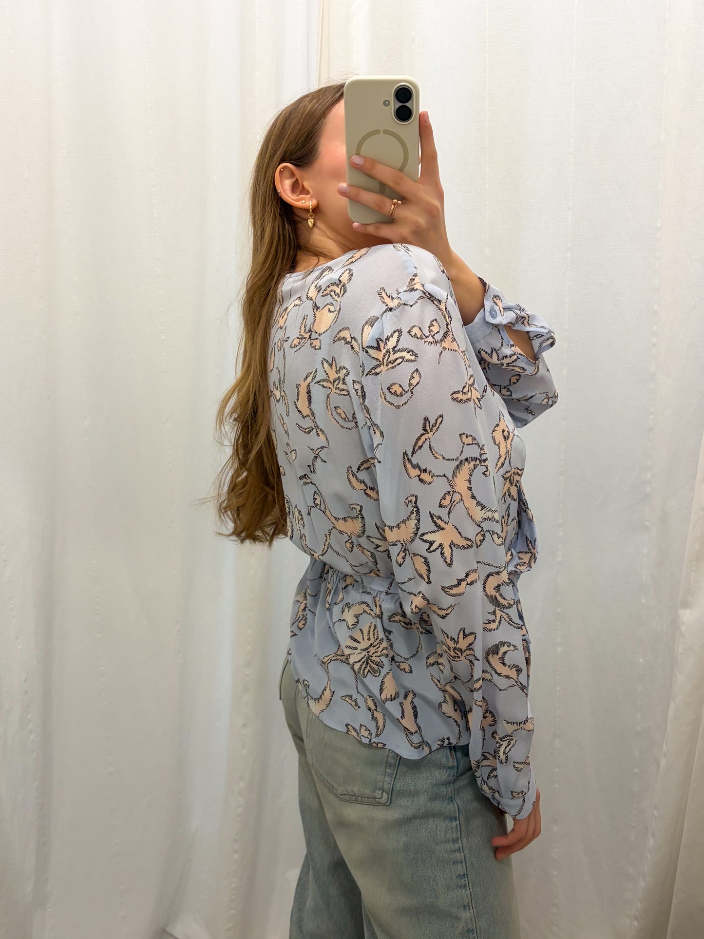 Błękitna bluzka ze 100% jedwabiu z baskinką | L-XL