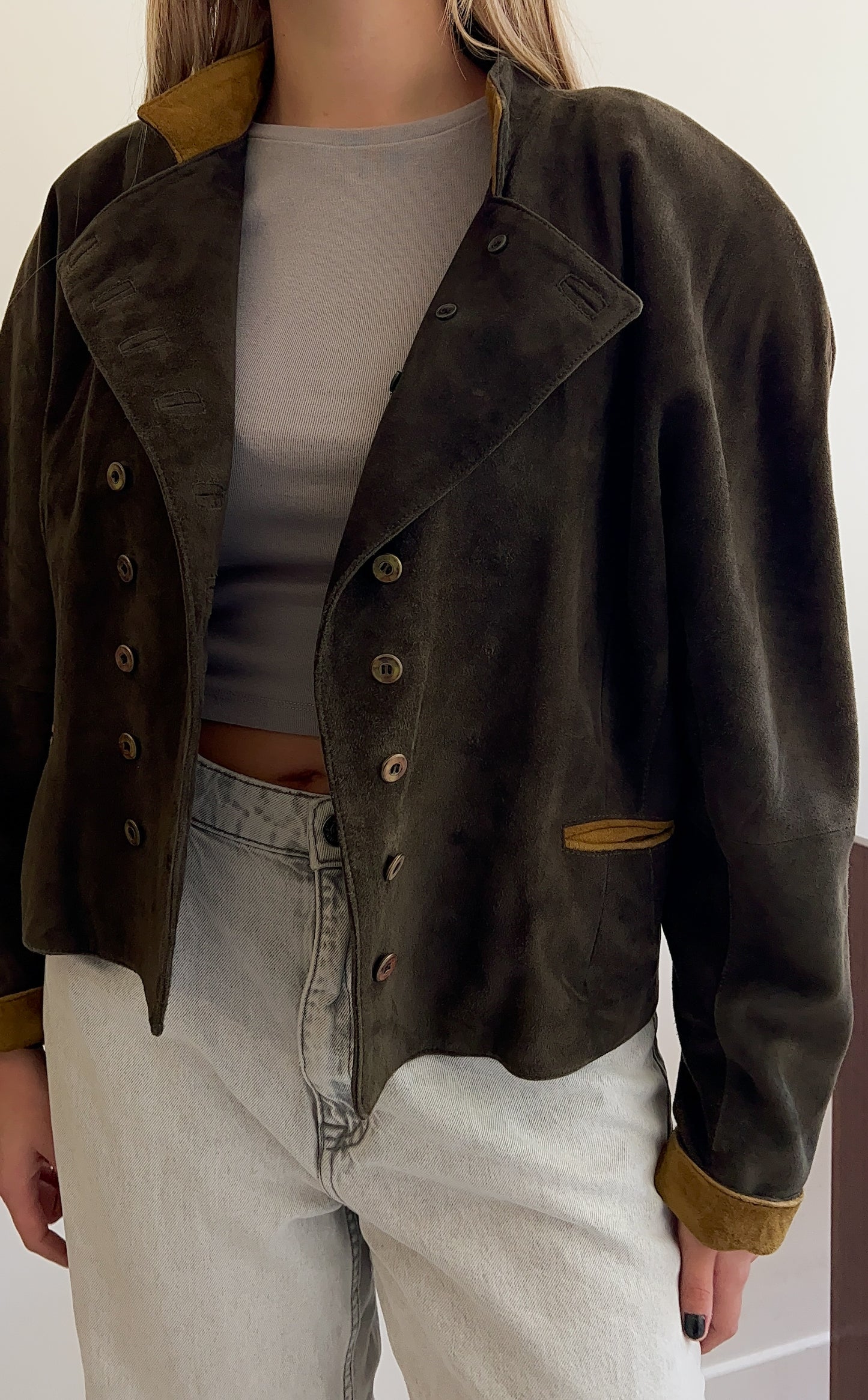 Vintage zamszowa kurtka z zarysowaniem lini ramion | M/L