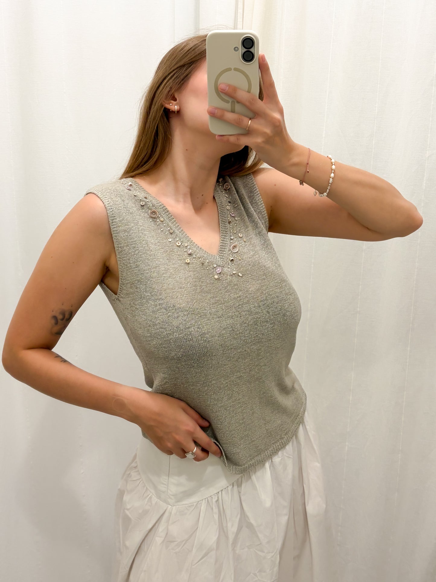 Sweterkowy top z naturalnymi muszelkami L-XL
