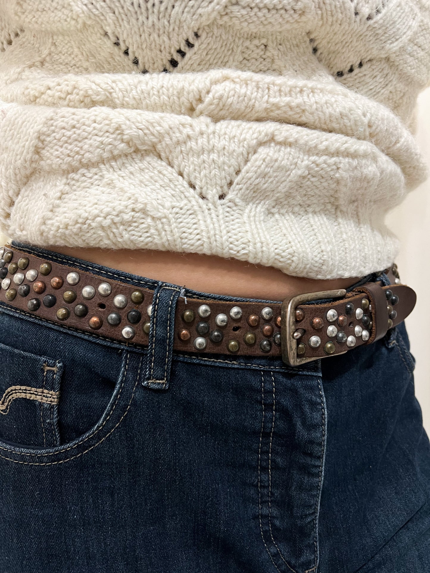 Masywny brązowy pasek z ćwiekami | skóra naturalna | small