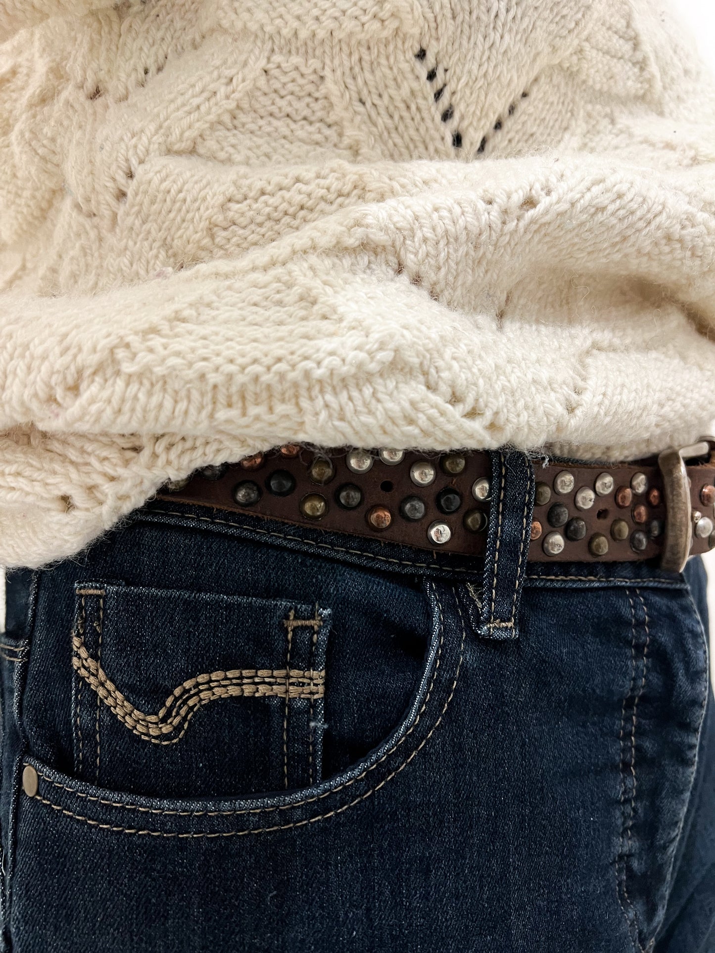 Masywny brązowy pasek z ćwiekami | skóra naturalna | small