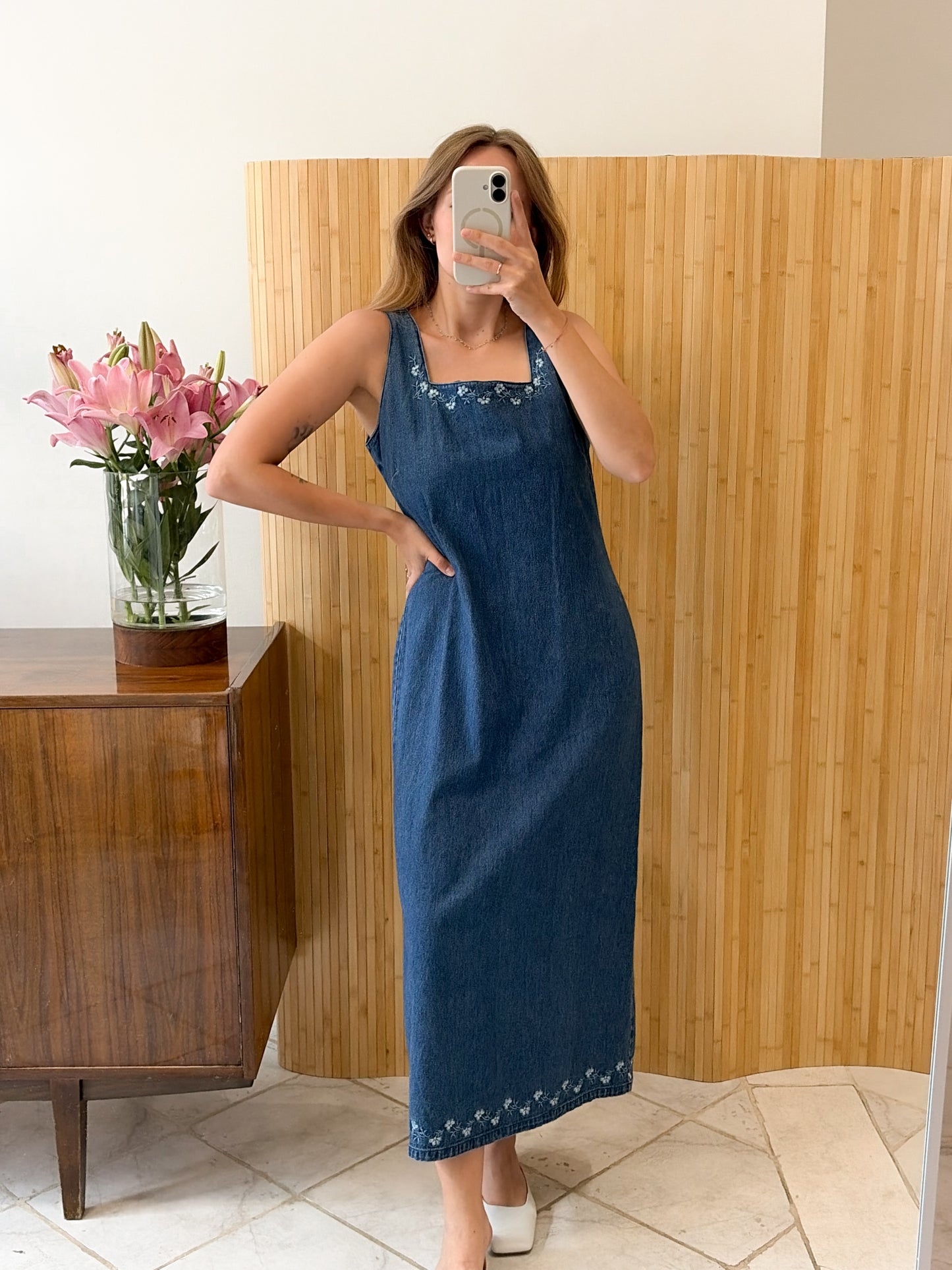 Vintage sukienka jeans z haftem L-XL