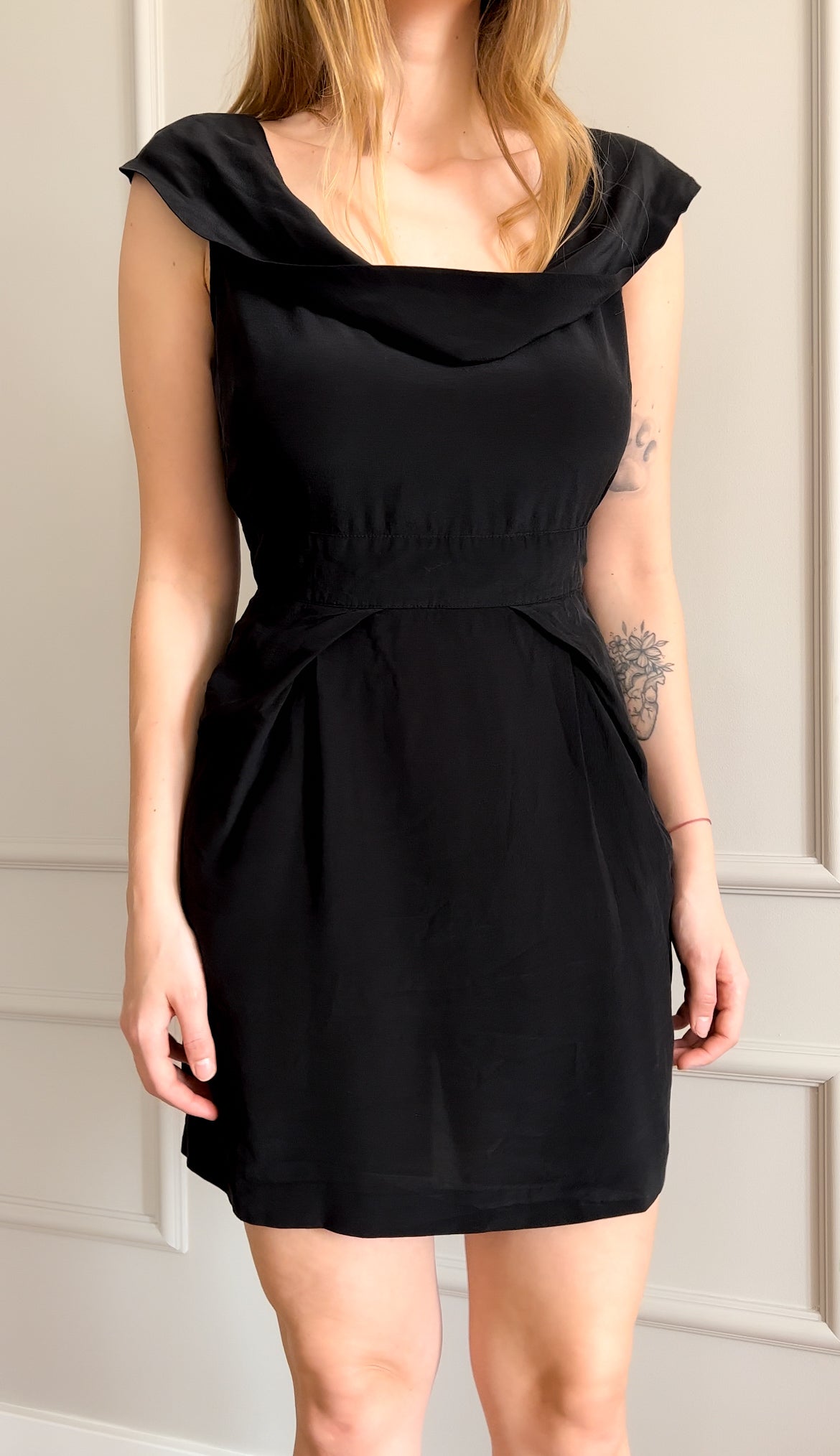 Jedwabna sukienka mini | silk