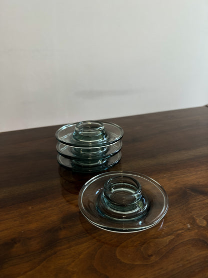 Masywna szklana podstawka na jajko