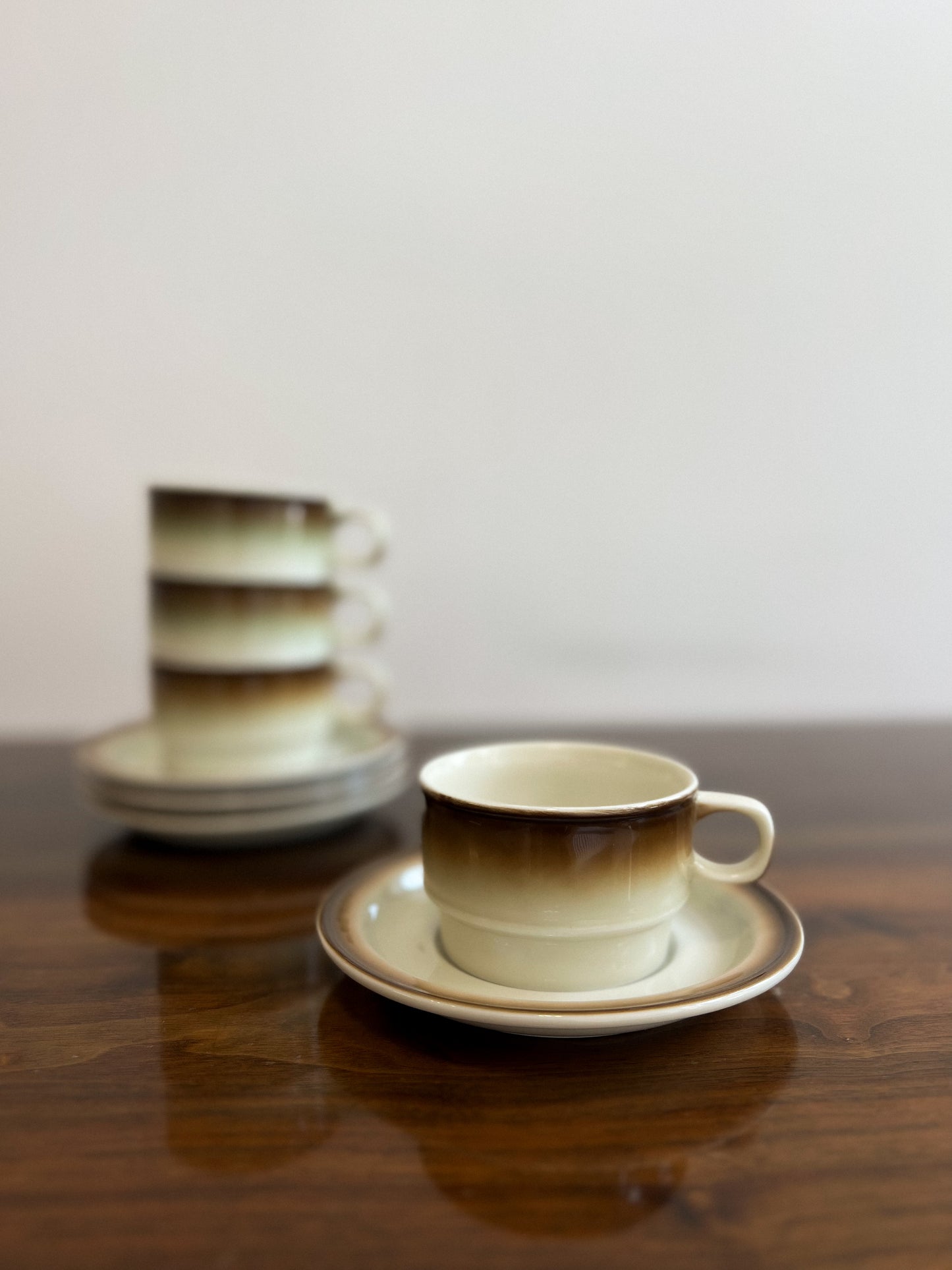 Filiżanka z talerzykiem marki Walküre Porzellan Bayreuth