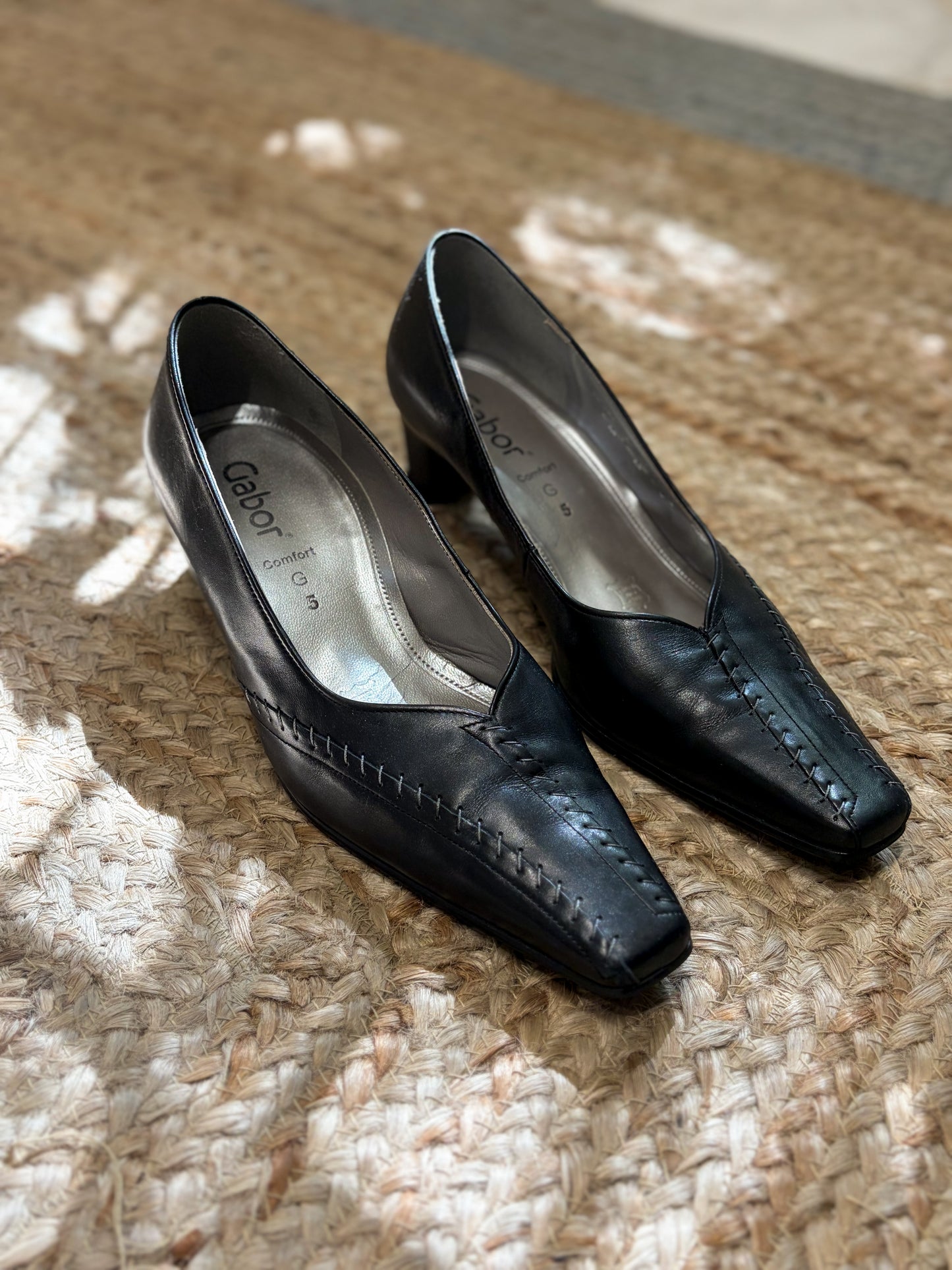 Gabor vintage skórzane czółenka z wydłużonym noskiem | 38-38,5
