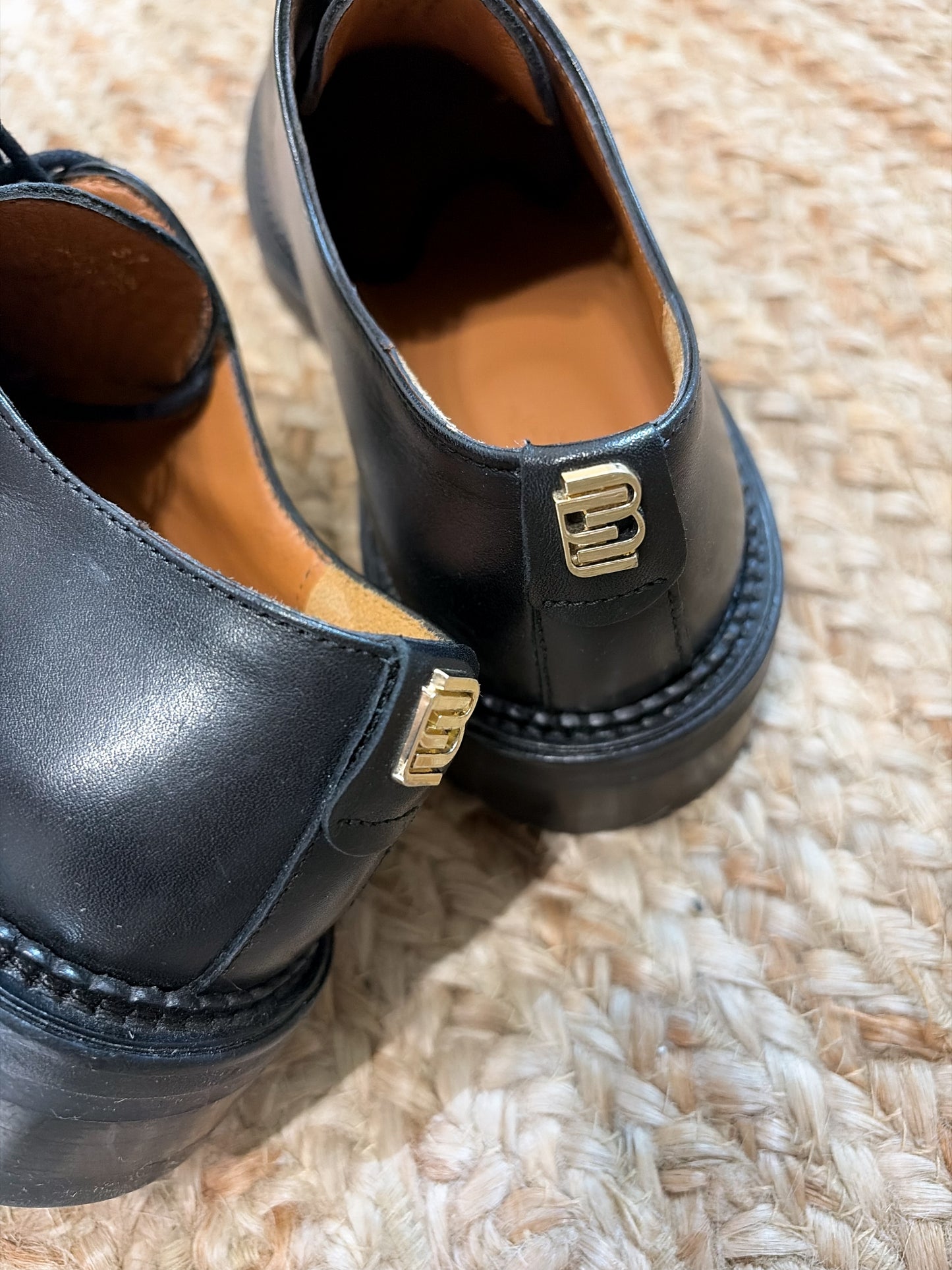 Emblem by Minelli skórzane derby chunky minimalistyczne | 36,5-37