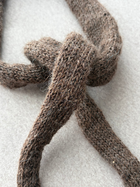 Rolowany szalik w stylu Sophie